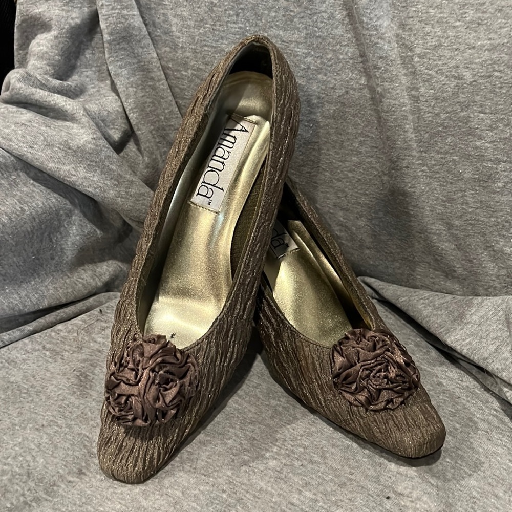 Amanda Vintage Dressy Shoe.